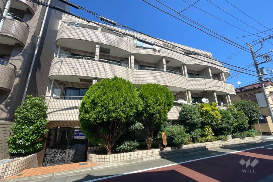 レジダンス・イン・三軒茶屋の外観（南西側から）