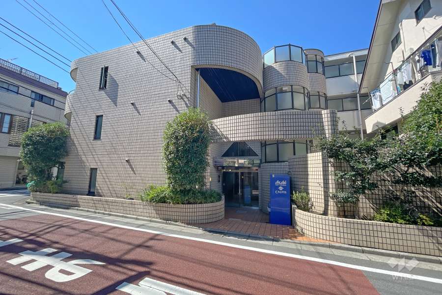 レジダンス・イン・三軒茶屋の外観（北東側から）