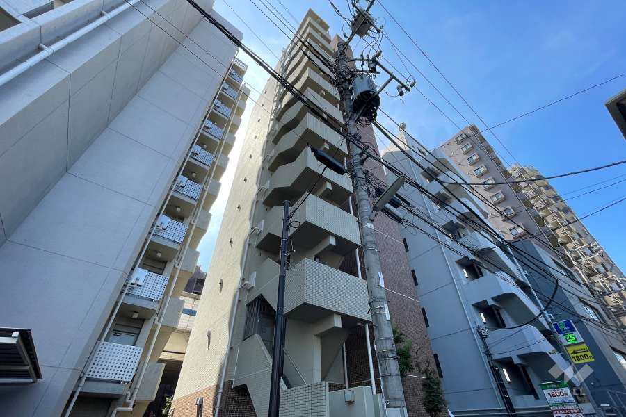 ステージファースト三軒茶屋２の外観（北側から）