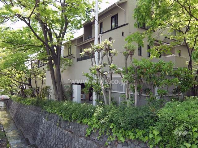 A棟の建物外観（北西側から）