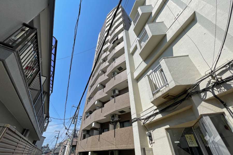 ステージファースト三軒茶屋の外観（南側から）