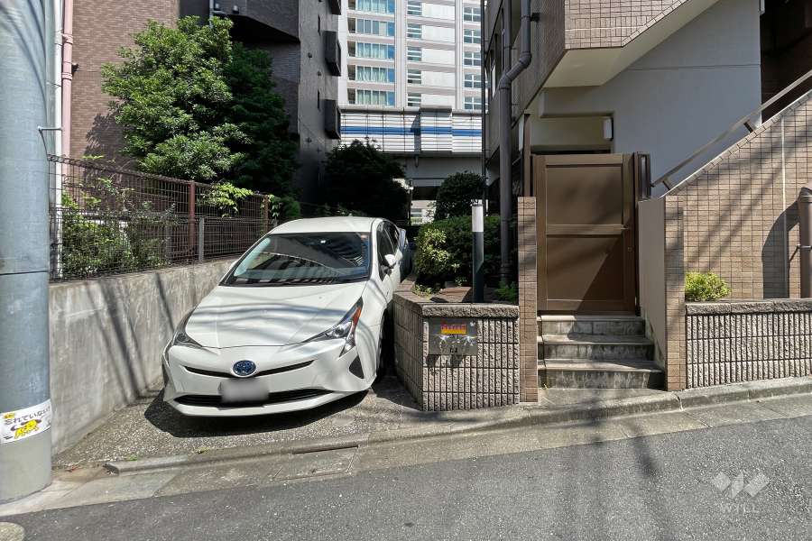 敷地内駐車場（屋外平面式）