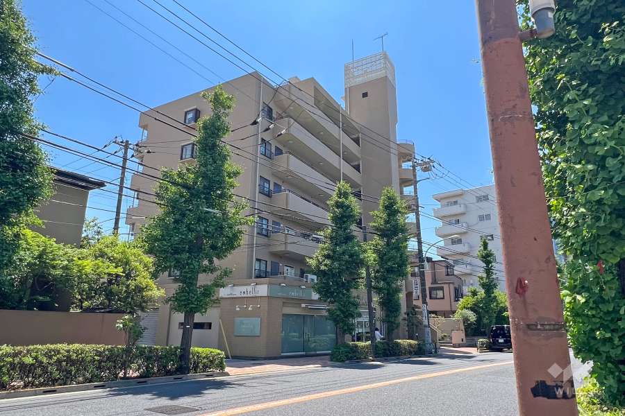 上馬ハイツの外観（北東側から）