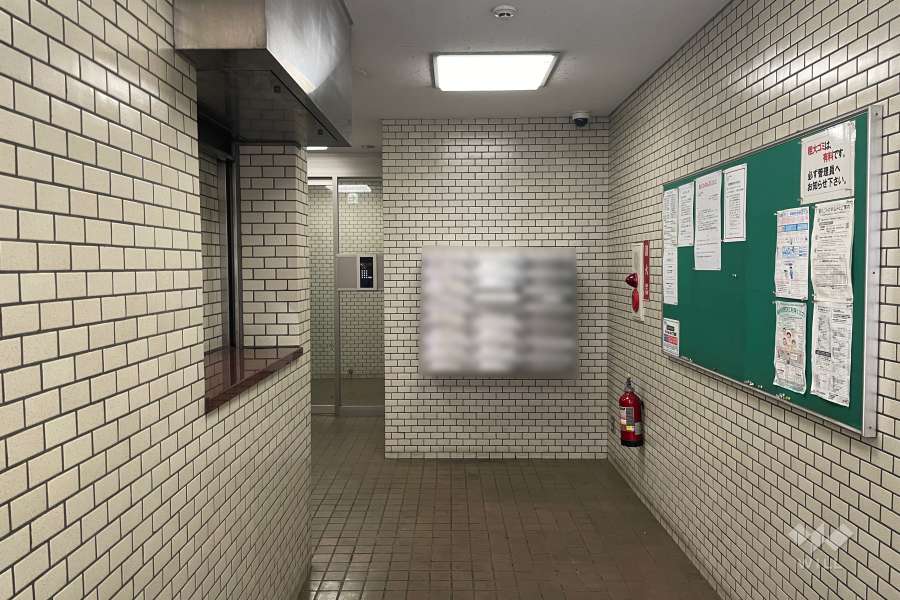 エントランスホール