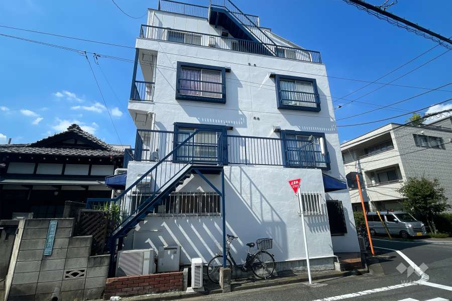 ドミール駒沢の外観（南東側から）