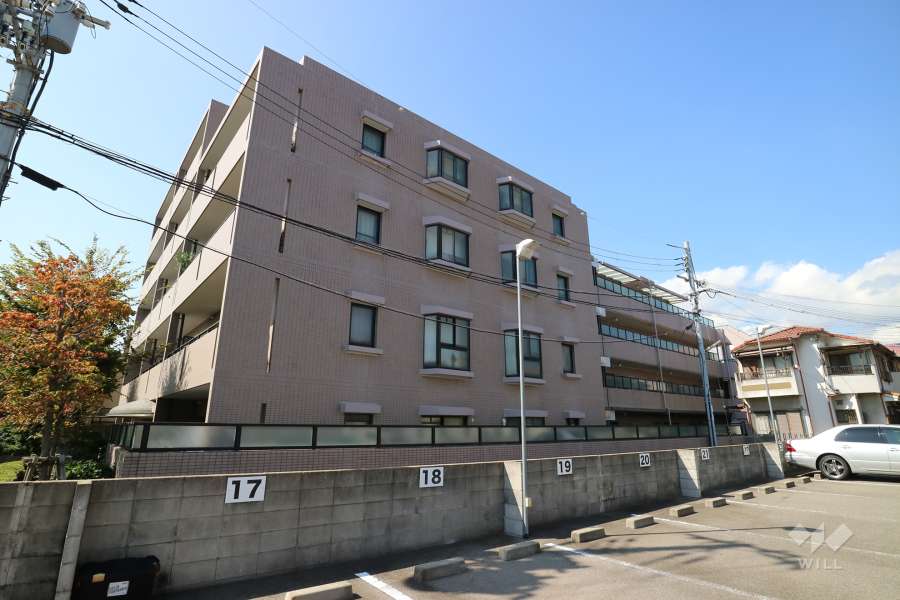 藤和浜芦屋ホームズの外観（東側から）
