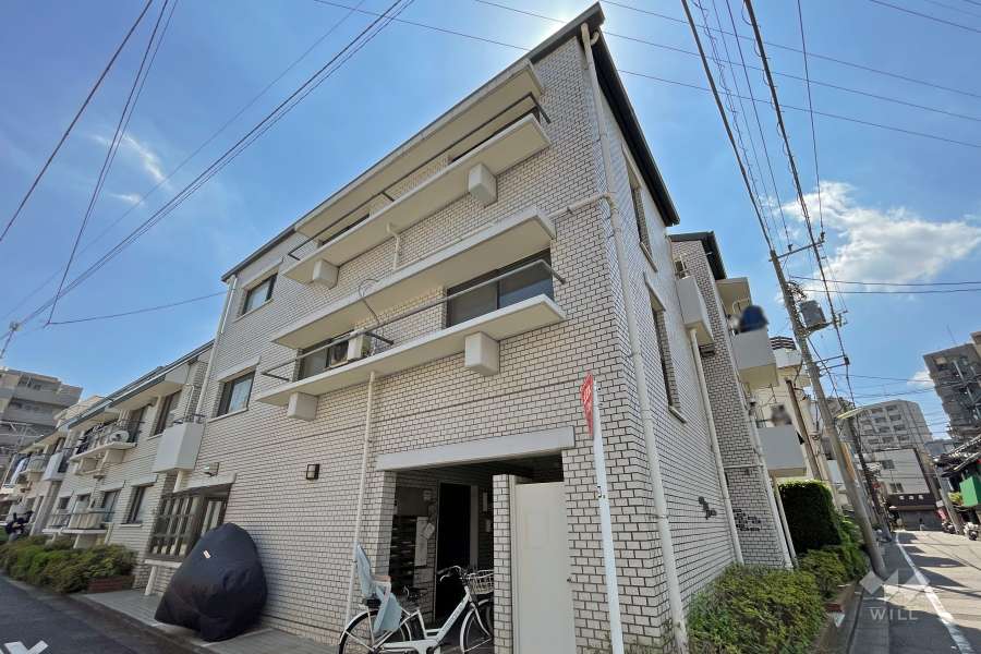 中銀上馬マンシオンの外観（北東側から）