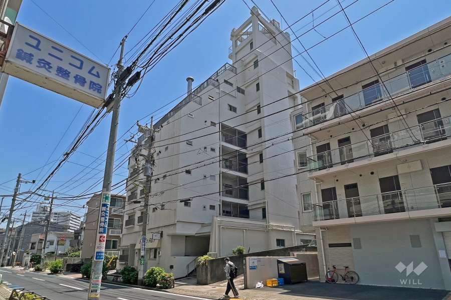 上馬フラワーホームの外観(西側から)