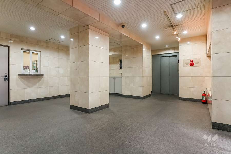 エントランスホール