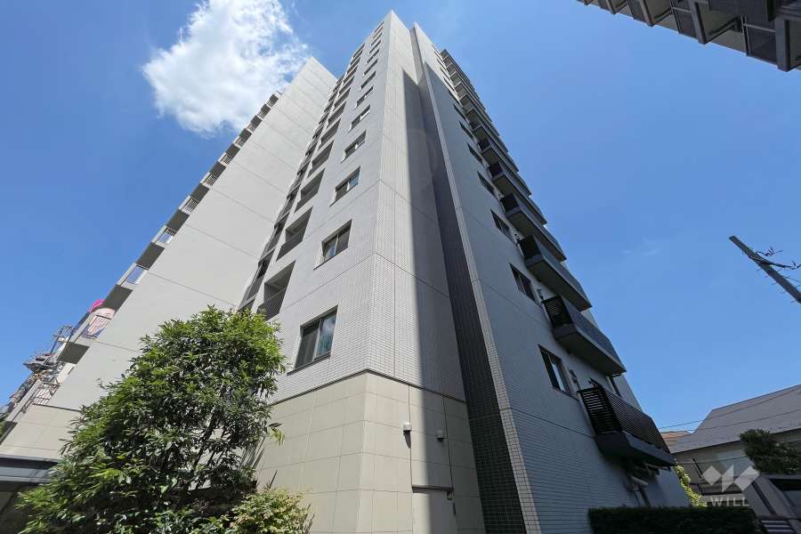 グランスイート三軒茶屋スカイテラスの外観（西側から）