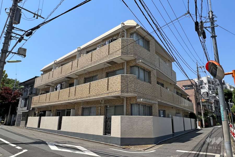 ユニーブル上馬の外観(南東側から)