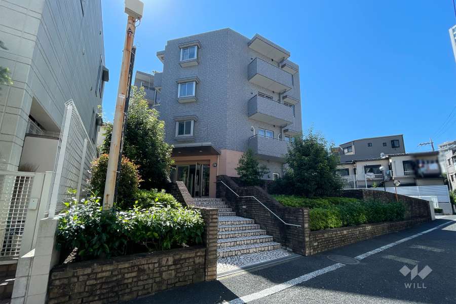 三軒茶屋南パークハウスの外観（北東側から）