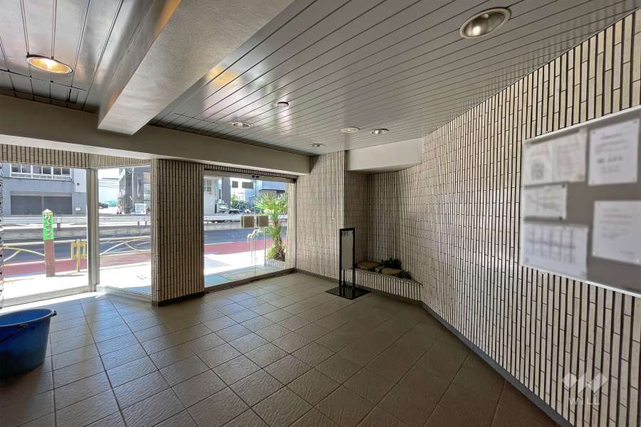 エントランスホール