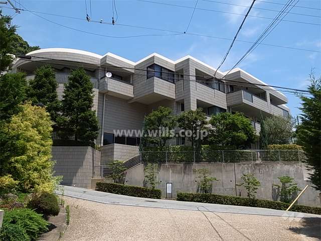 ライオンズマンションエルザ山芦屋の外観（南西側から）