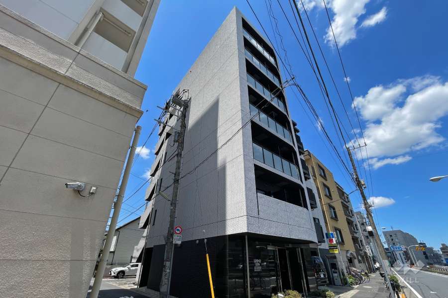 グランヴァン駒沢大学の外観（南東側から）