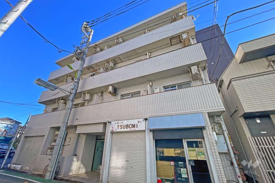 アローハイツ上北沢の外観（南西側から）