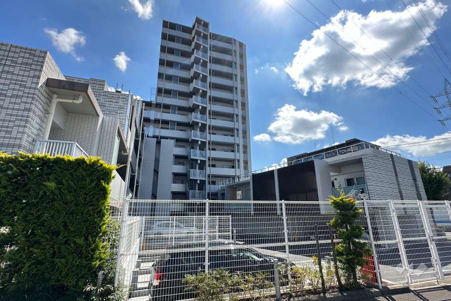 ザ・パークハウス上北沢の外観（北東側から）