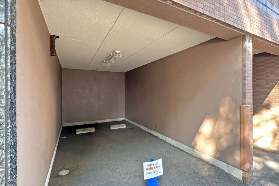 敷地内駐車場（屋内平面式）