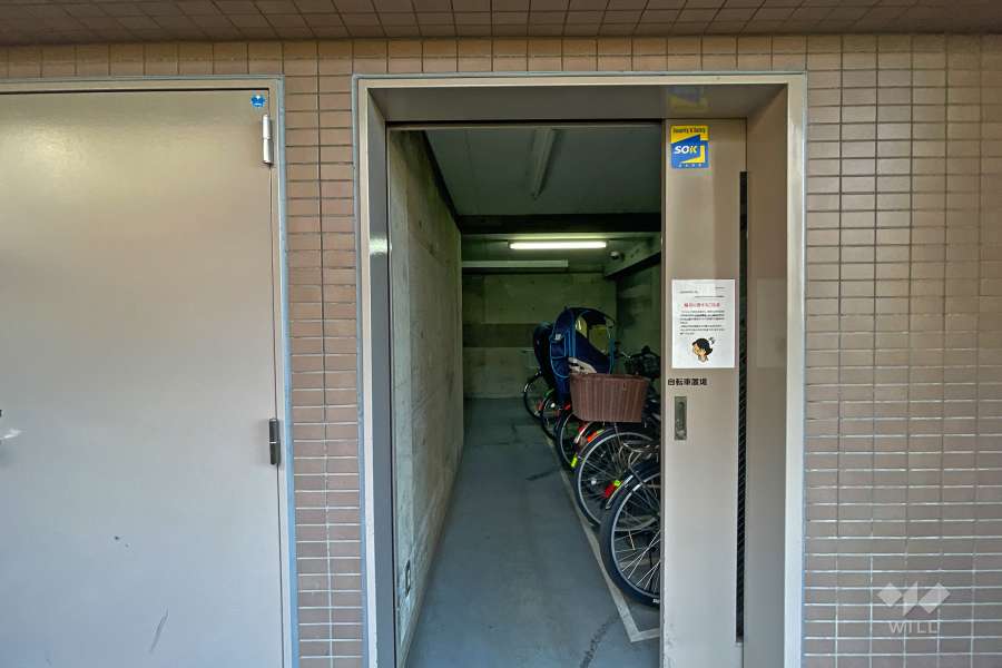 駐輪場