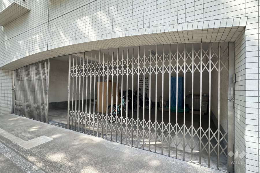敷地内駐車場（屋内平面式）