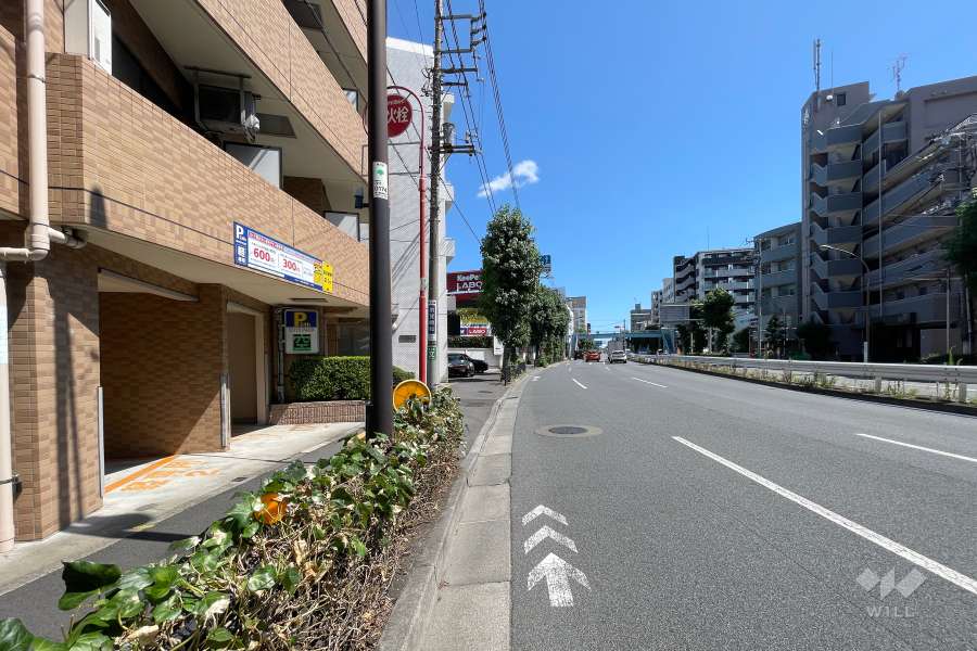 敷地南西側の前面道路　