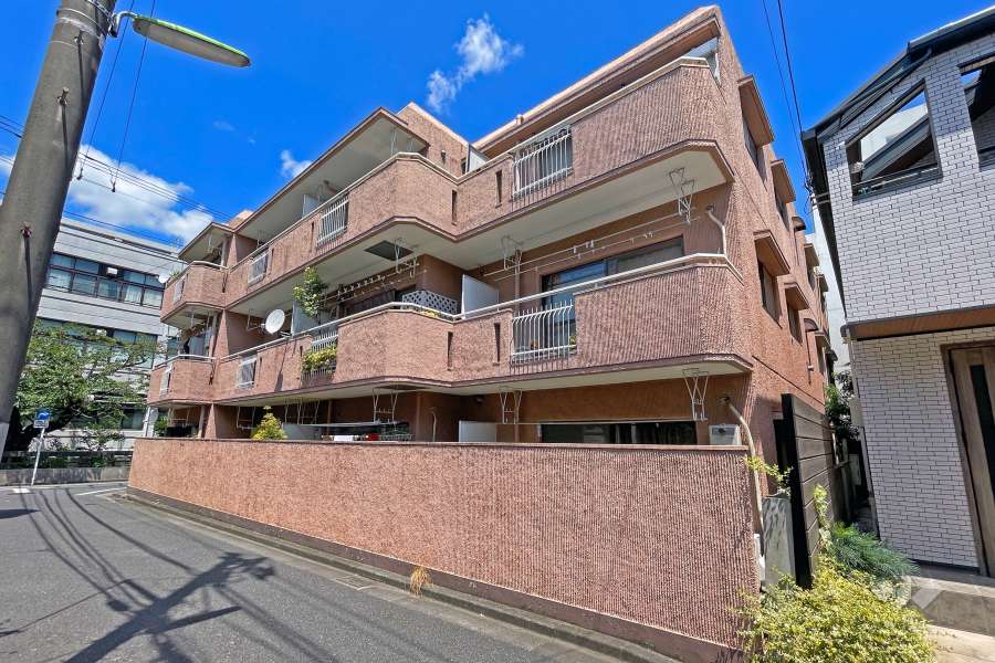 グリーンキャピタル上野毛の外観（南西側から）