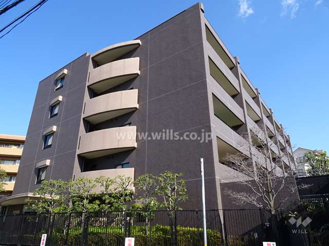 ファミール芦屋川西町の外観（南西側から）