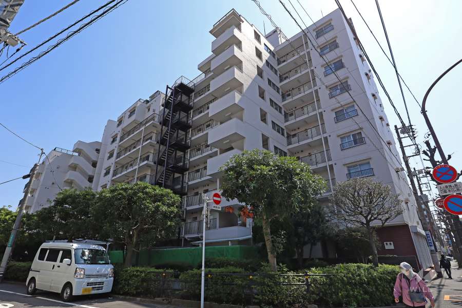 ライオンズマンション上野毛A棟の外観（北西側から）