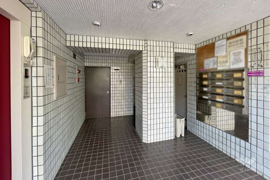 エントランスホール