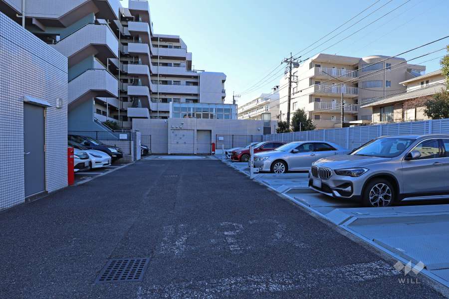 敷地内駐車場（屋外平面式）