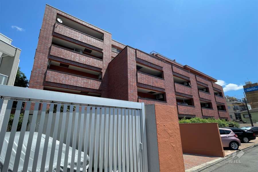 クレール上野毛の外観（北西側から）　