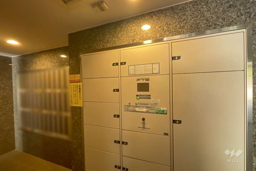 共用ポストと宅配ボックス