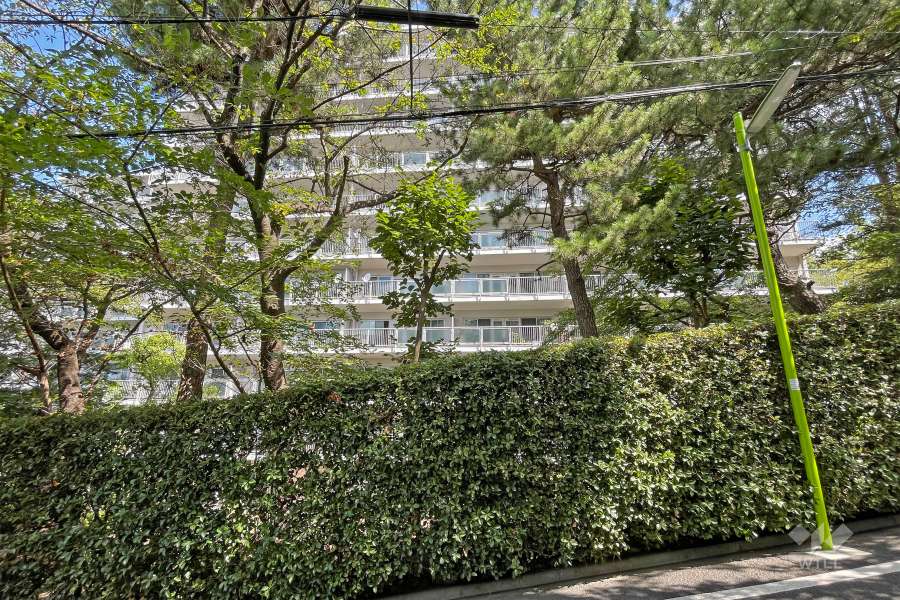 上野毛ハイム2号棟の外観（南側から）