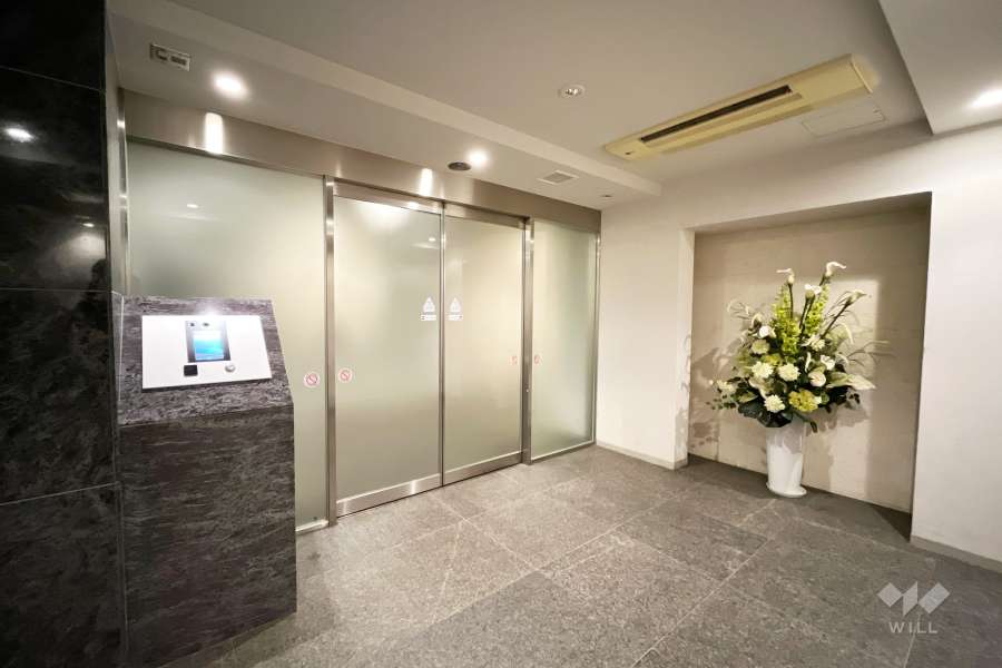 エントランス内