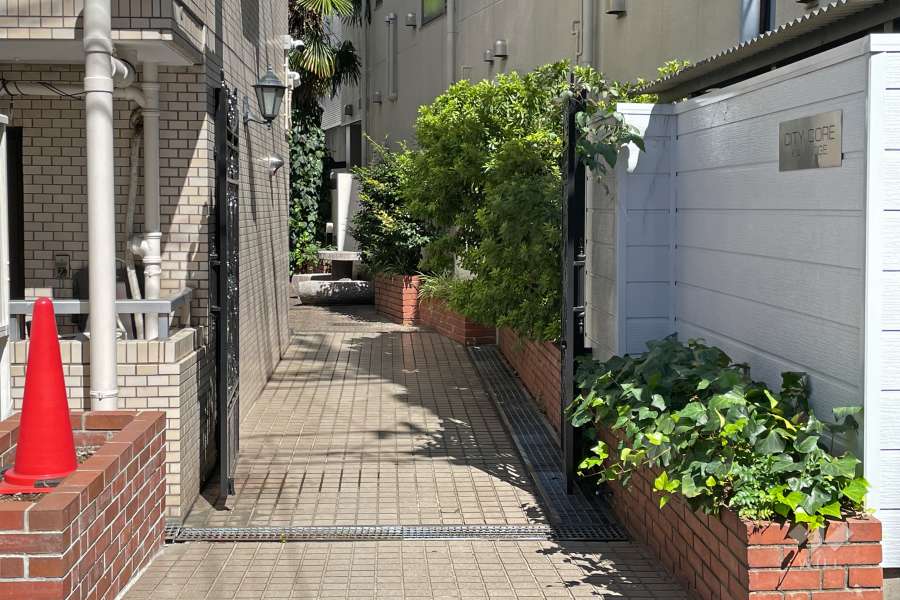 エントランスアプローチ