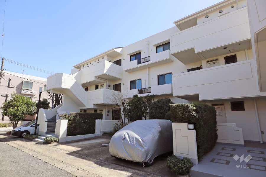 馬事公苑パークホームズの外観（北西側から）