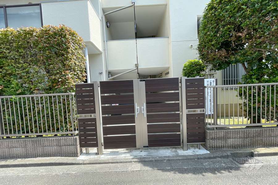 敷地の出入り口