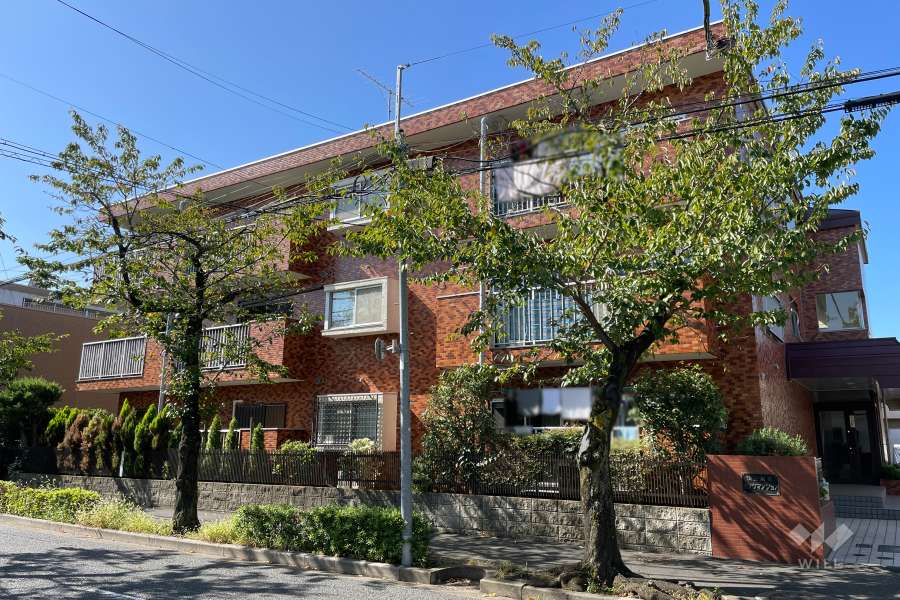 上用賀キソウマンションの外観（北東側から）