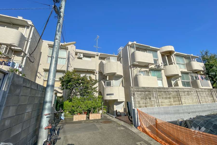 馬事公苑南サンハイツの外観（北西側から）