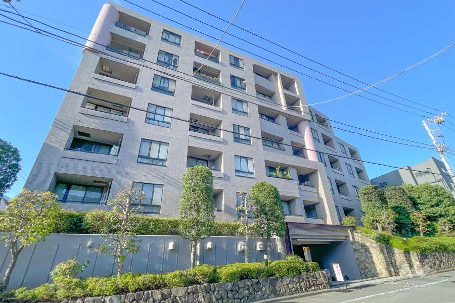 ライオンズガーデン馬事公苑の外観（南西側から）　