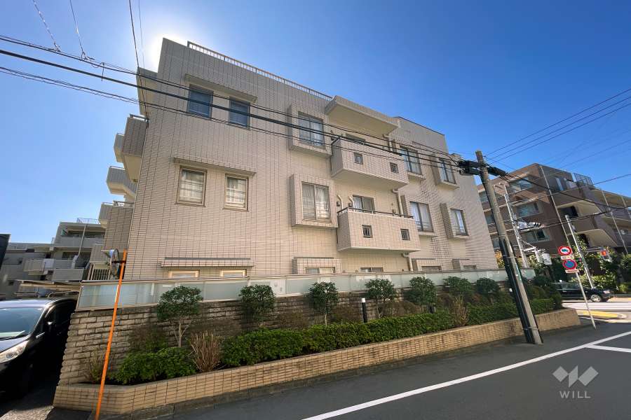 フォルム上用賀馬事公苑の外観（北東側から）