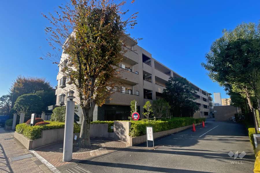 馬事公苑ヒルズの外観（北側から）