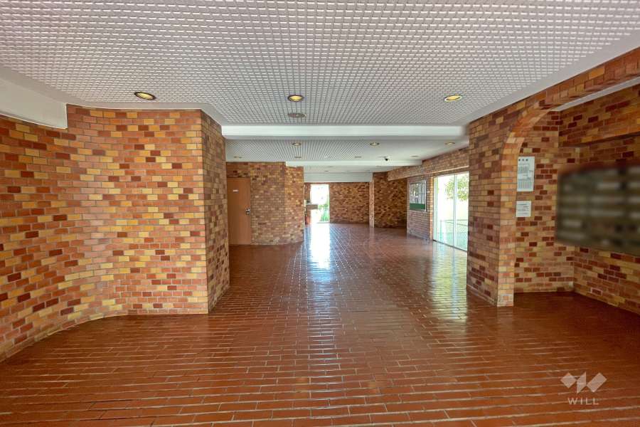 エントランスホール