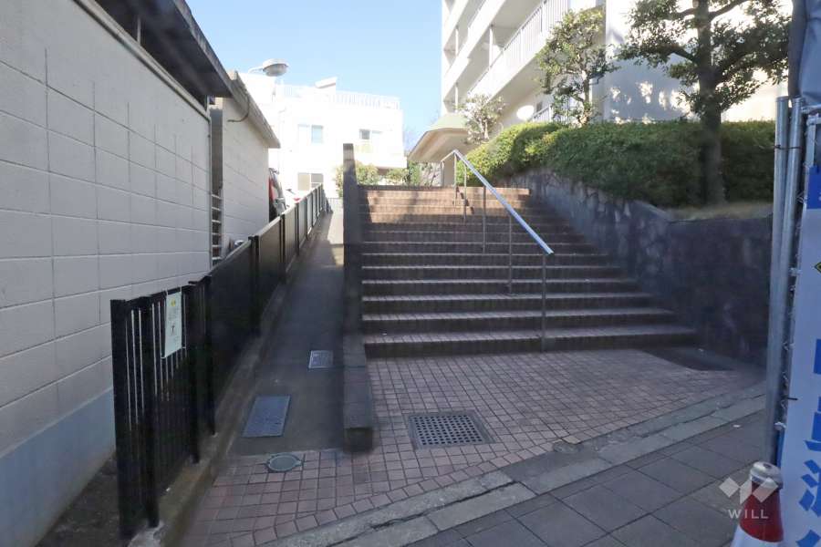 エントランスアプローチ