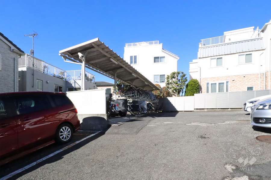 敷地内駐車場（屋外平面式）・駐輪場・バイク置場