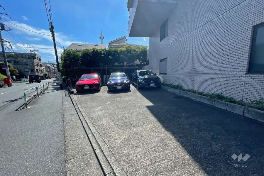 敷地内駐車場（屋外平面式）