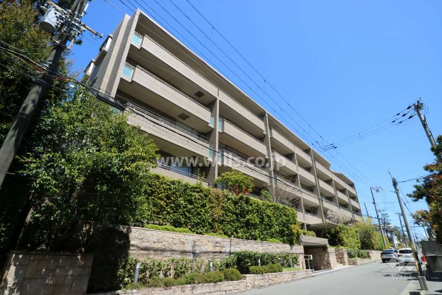 芦屋ソルステージュの外観（南西側から）