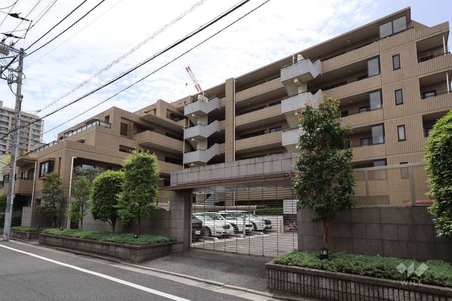 マノー深沢の外観（北西側から）