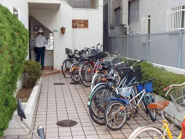 エントランスアプローチ