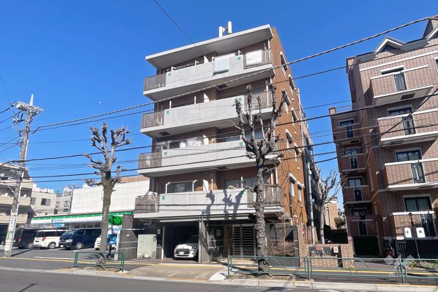 プライマリー桜新町の外観（南東側から）